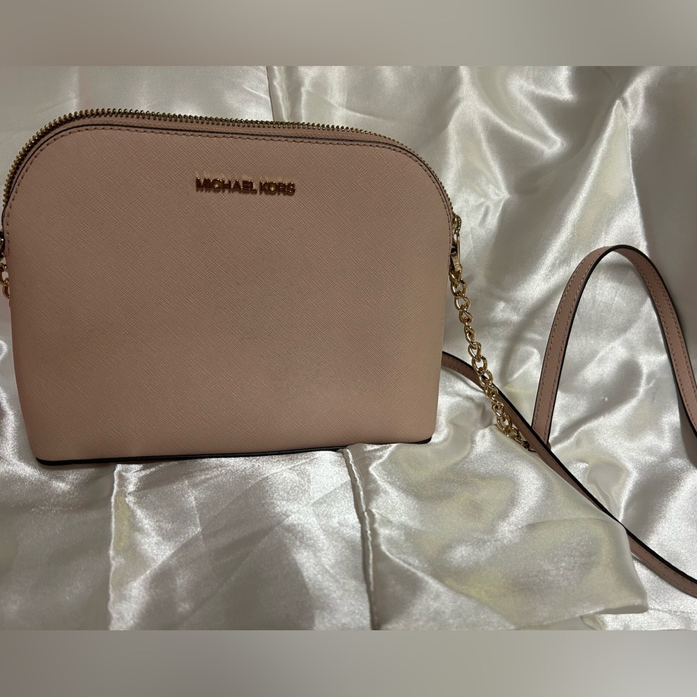 Michael Kors crossbody purse